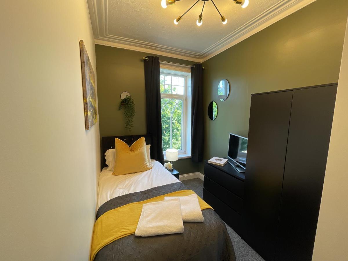 Comfy-Stays - Ocean Road South Shields Room photo